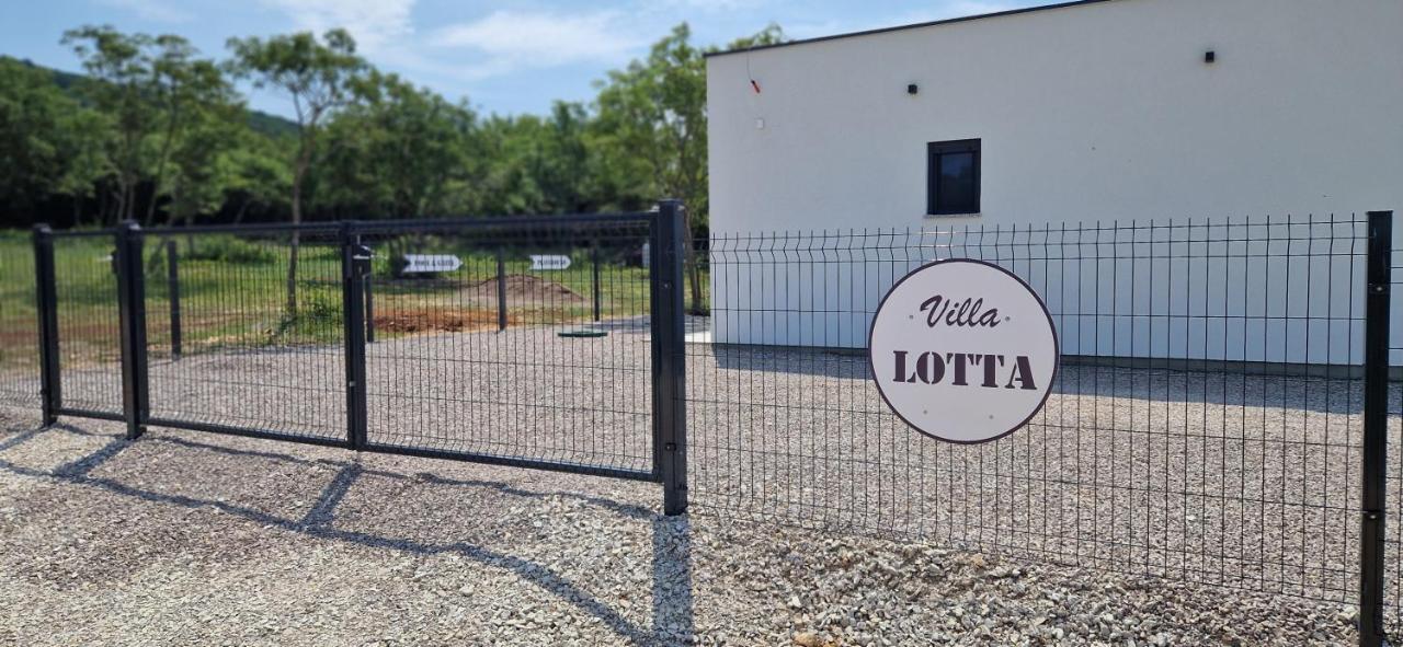 Villa Lotta 라빈 외부 사진
